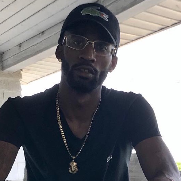 Meet your Posher, Kay - Picture 1 of 1